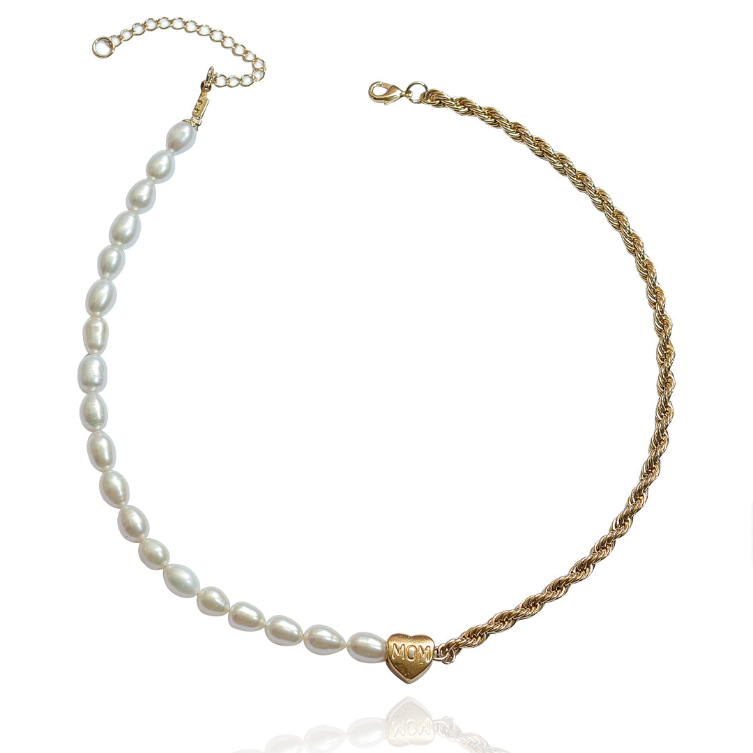 Collar Mom | Chapa de Oro 14k & Perlas Naturales