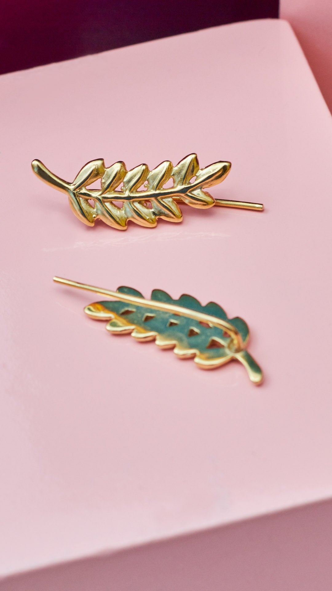 Aretes Ho | Chapa de Oro 14k